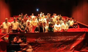 Kapolda Lampung Galang Kewaspadaan Masyarakat Lawan Terorisme via Nobar “Sayap-Sayap Patah 2”