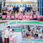 Peduli Yatim Piatu, Baitul Yatim Lambaro Bagikan Paket Lebaran dan Perlengkapan Sekolah