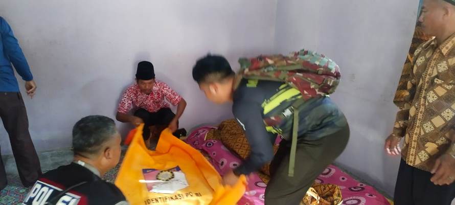 Pria Lanjut Usia Ditemukan Meninggal Gantung Diri Di Pohon Jengkol