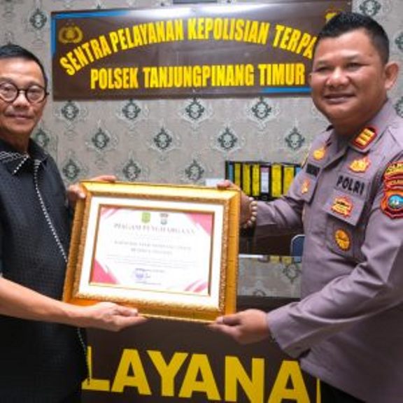 Wakil Walikota Tanjungpinang Raja Ariza Kepada Kapolsek Akp Sugiono