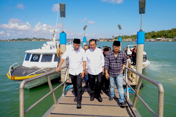 Ansar Bersama Gubernur Lampung Dan Jateng Kunjungi Penyengat
