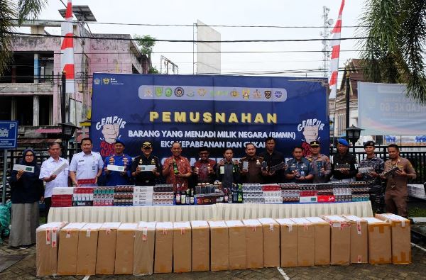 Bea Cukai Tembilahan Musnahkan Barang Ilegal Senilai Rp76 Miliar