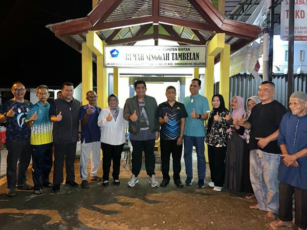 Bupati Bintan Roby Tinjau Rumah Singgah Di Singkawang Pastikan Layanan Maksimal Bagi Warga Tambelan