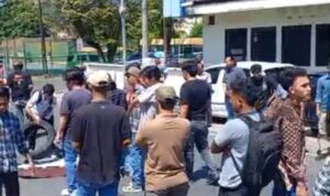 Mahasiswa Geruduk Kejari Padangsidimpuan, Tuntut Penindakan Dugaan Potongan Dana Desa 2023