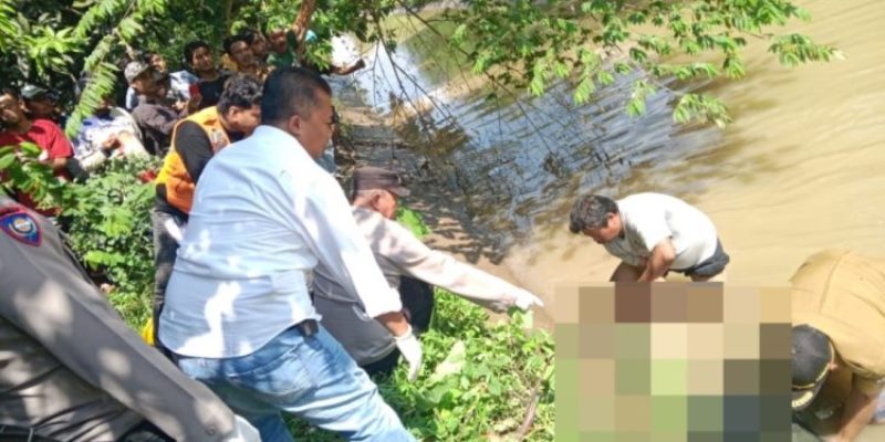 Mayat Mengapung Di Sungai Indramayu