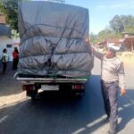 Satlantas Polres Tapanuli Selatan Edukasi Sopir Soal Bahaya Muatan Berlebih