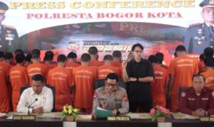 Gudang Miras Ilegal di Bogor Digerebek, Omzet Capai Rp6 Juta per Hari