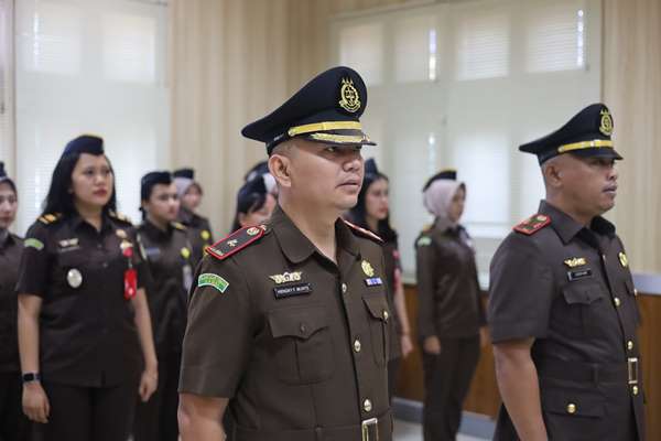 Rotasi Jabatan Di Kejaksaan Karimun Abram Dan Hengky Munte Resmi Jabat Kacabjari Baru