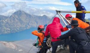 Tim SAR Berjuang Evakuasi Pendaki Brasil di Jurang Rinjani, Hadapi Medan Vertikal dan Cuaca Ekstrem