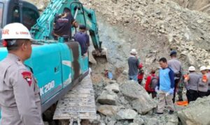 Tragedi Longsor di Galian C Cirebon: 14 Tewas, Brimob Polda Jabar Terjun Evakuasi