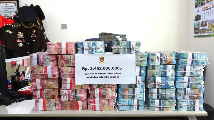 Eks Kadis Pmd Serahkan Uang Rp24 Miliar Ke Kejati Sumut