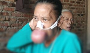 Kisah Pahit Tiga Warga Kedungwaringin Dirundung Kanker Berkepanjangan