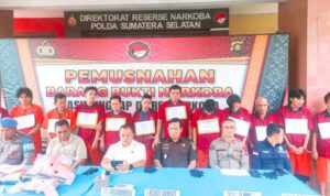 Polda Sumsel Ungkap 19 Tersangka Jaringan Narkoba, Puluhan Ribu Butir Ekstasi dan Sabu Dimusnahkan