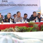 Kapolda Kepri Ikut Tutup Operasi Laut Terpadu dan Resmi Luncurkan Satgas Anti Penyelundupan