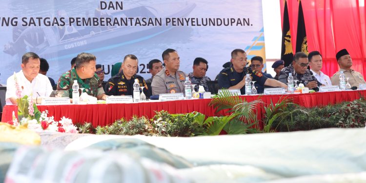 Kapolda Kepri Ikut Tutup Operasi Laut Terpadu Dan Resmi Luncurkan Satgas Anti Penyelundupan