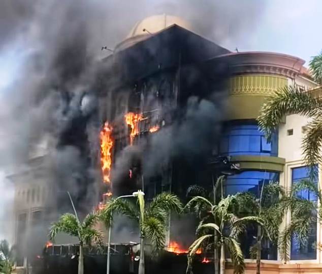 Kondisi Gedung Madina Al Munawwarah Asrama Haji Medan Yang Terbakar