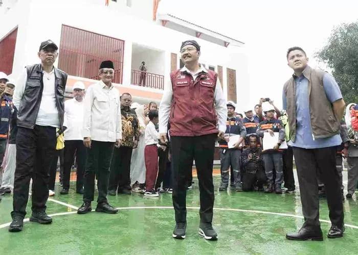 Menteri Sosial Saifullah Yusuf