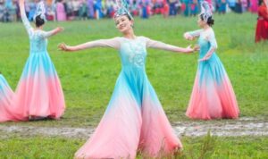Meriahkan Musim Panas, Festival Naadam ke-35 Hidupkan Padang Rumput Mongolia Dalam