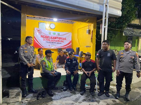 Polsek Cikarang Pusat Gelar Ngopi Kamtibmas Bareng Warga Hegarmukti