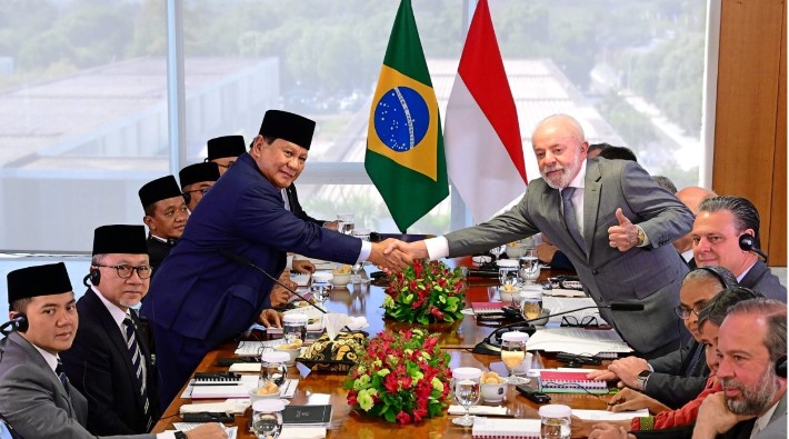 Presiden Republik Indonesia Prabowo Subianto Menggelar Pertemuan Dengan Presiden Brasil Luiz Inacio Lula Da Silva Di Istana Planalto Brasilia