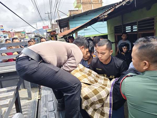 Seorang Lansia Meninggal Dunia Di Warung Kopi