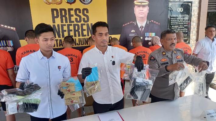 9 Tersangka Narkoba Diringkus Di Tanjungpinang Satu Perempuan Dan Tiga Residivis