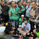 Anggota DPRD Sumut PAN M. Faisal Terjun Langsung Temui Massa Ojol Terkait Insiden Rantis Brimob di Jakarta