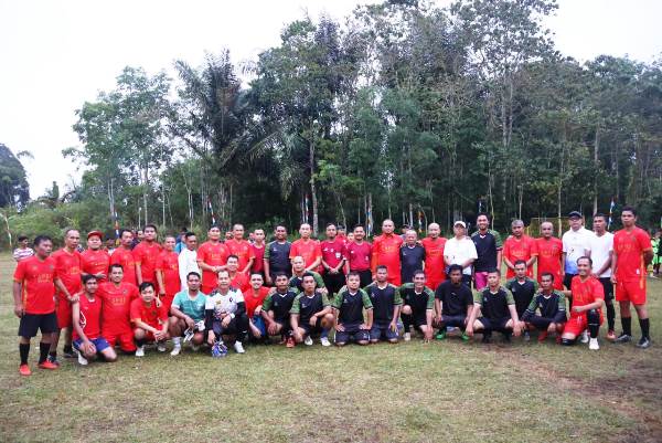 Bupati Tapanuli Selatan H. Gus Irawan Pasaribu Panitia Arse Cup U 12 Dan Para Atlet Muda Sepak Bola
