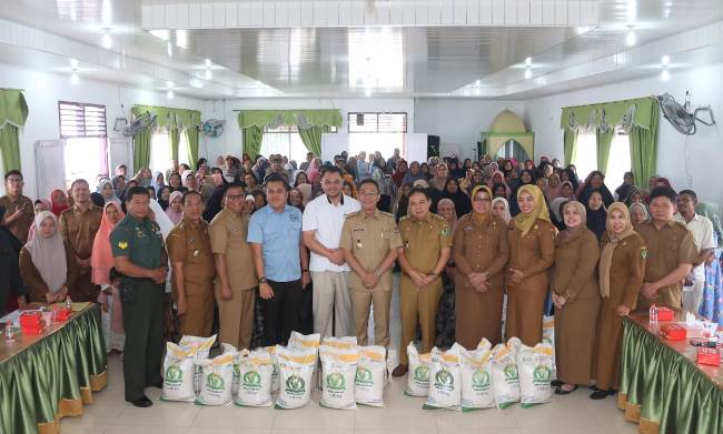 Bupati Tapsel H. Gus Irawan Pasaribu Wakil Bupati Tapsel H. Jafar Syahbuddin Ritonga
