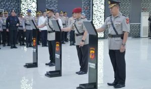 Kapolda Jabar Rudi Setiawan Pimpin Pisah Sambut Dirreskrimum dan Lantik Kayanma Baru