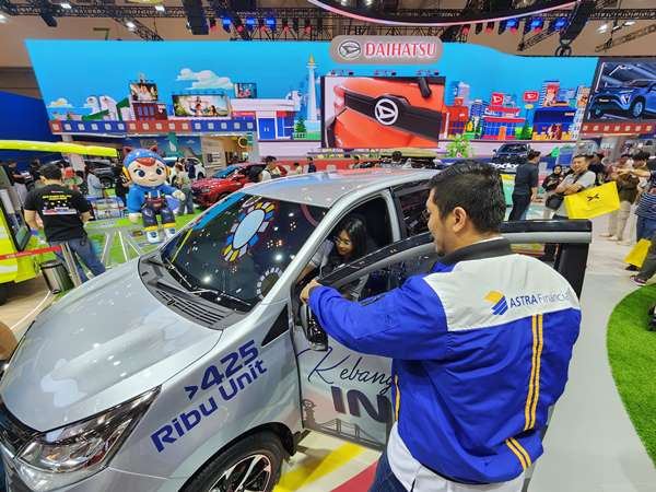 Kelebihan Mobil Lcgc Yang Terjangkau Astra Financial Dan Daihatsu Edukasi Pembeli Mobil Pertama