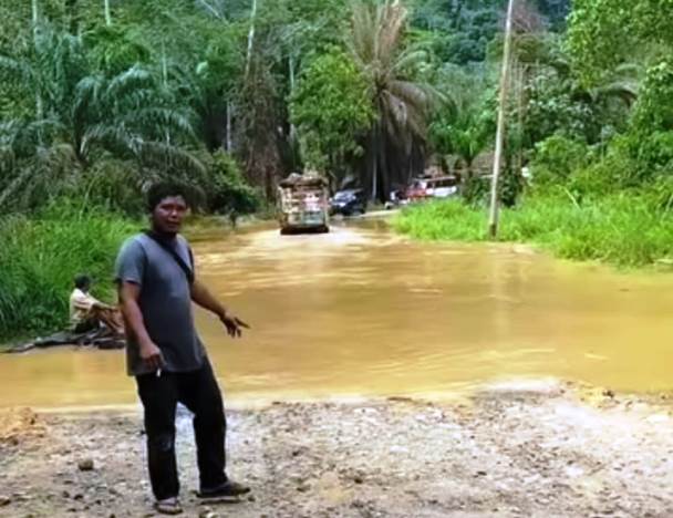 Lokasi Banjir Di Jalan Gua Asom