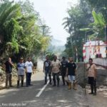 Pemdes Siamporik Dolok dan Warga Gelar Gotong Royong Sambut HUT RI ke-80