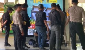 Polisi Cegah Ratusan Pelajar Ingin Ikut Demo di DPR, Satu Bawa Busur Panah