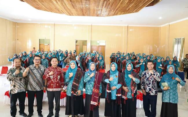 Tp Pkk Madina Gelar Lomba Tor Tor Naposo Nauli Bulung Semarakkan Hut Ke 80 Ri