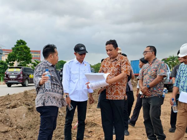 Wali Kota Batam Amsakar Achmad