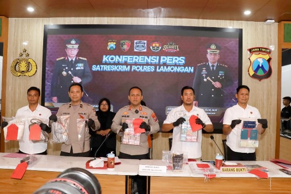 Wanita Muda Di Lamongan Nekat Gelapkan Dana Arisan Ditangkap Saat Kabur Ke Malaysia
