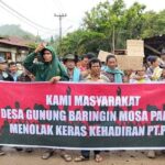 Warga Desa Gunung Baringin Gelar Aksi Tolak Operasional PT PLS di Tapanuli Selatan