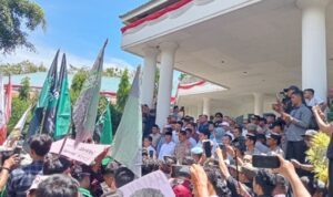 Aksi Demo Cipayung Plus di DPRD Madina Berlangsung Damai dan Tertib