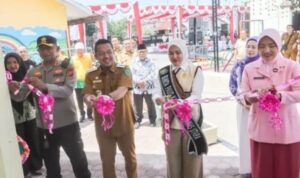 Bupati Paluta dan Kapolres Tapsel Resmikan Ruang Kelas Baru TK Kemala Bhayangkari 17 Gunungtua
