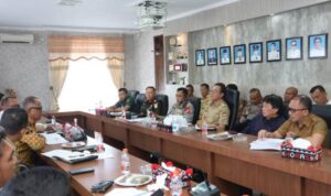 Bupati Tapsel Gus Irawan Tegaskan Penyelesaian Konflik Lahan PT TPL Harus Permanen