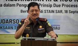 Kajati Kepri Laksanakan Kunjungan Kerja ke Kejari Bintan, Gelar Baksos dan Kuliah Umum