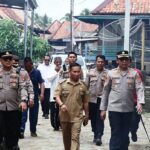 Sinergi Polsek Sanga Desa dan PT WPG Ringankan Beban Warga, 1.200 Karung Beras Murah Habis Terjual di Ulak Embacang
