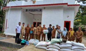 Pemkab Tapsel Salurkan Bantuan Budidaya Ikan ke Pokdakan Siamporik Dolok