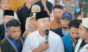 Ketua DPRD Kepri Terima Aspirasi Mahasiswa dalam Aksi Damai “Kepri Menggugat”