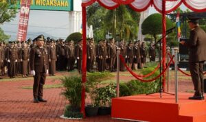Upacara HUT Kejaksaan ke-80 di Kepri, Kajati Ajak Insan Adhyaksa Tingkatkan Dedikasi