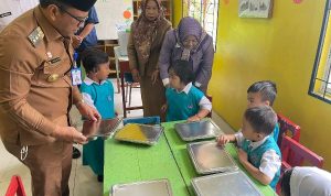 Wali Kota Padangsidimpuan Resmikan MBG di 7 Sekolah, Target 82 Ribu Siswa