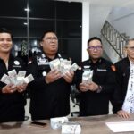 Direktur PT Bias Delta Pratama Kembalikan Kerugian Negara ke Kejati Kepri Senilai Rp4,4 Miliar