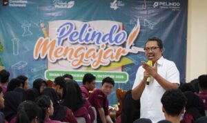 Bukan Sekadar Bongkar Muat: IPC TPK Bangun Literasi Logistik di SMAN 1 Mempawah Hilir