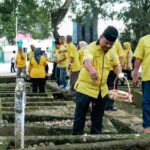 Peringati HUT Ke -61 Partai Golkar, DPD Golkar Padangsidimpuan Gelar Upacara dan Tabur Bunga di Makam Pahlawan